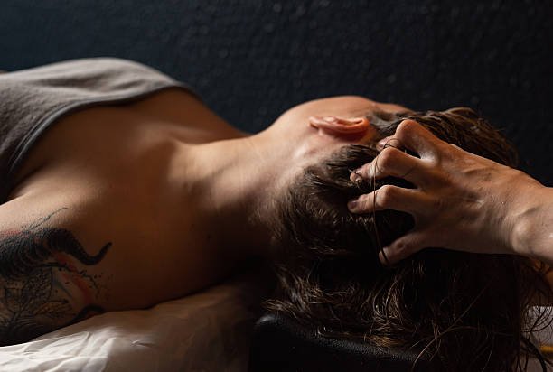 Head neck Sholuder massage